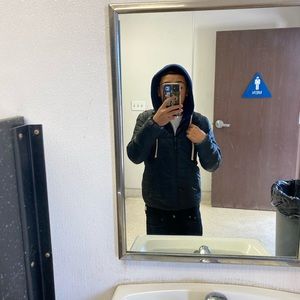 Meet your Posher, Cameron